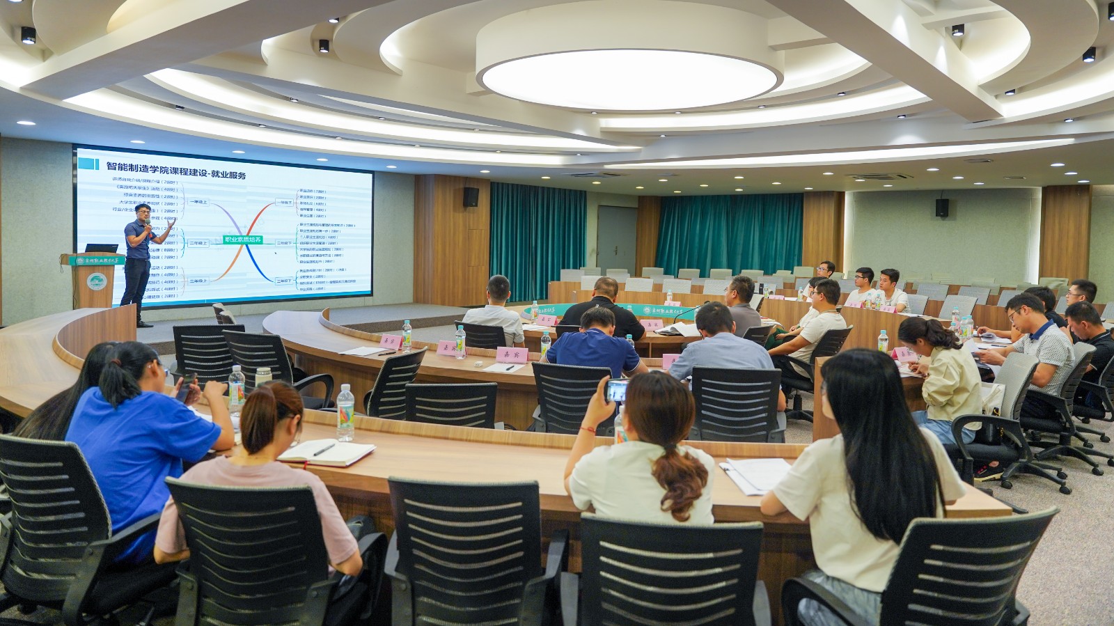 JJH-01581.jpg JJH-01581.jpg