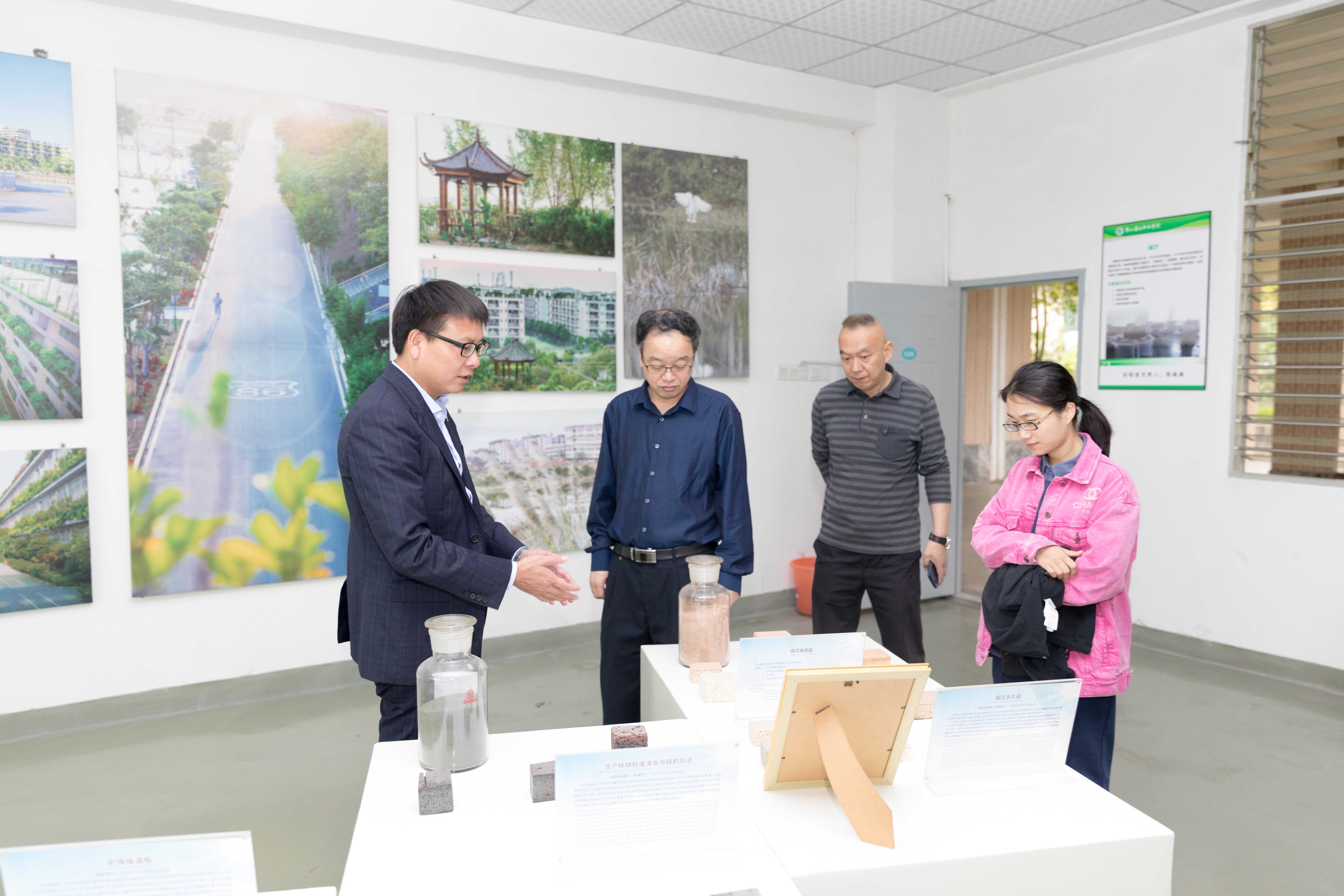 DHY_7350.jpg DHY_7350.jpg