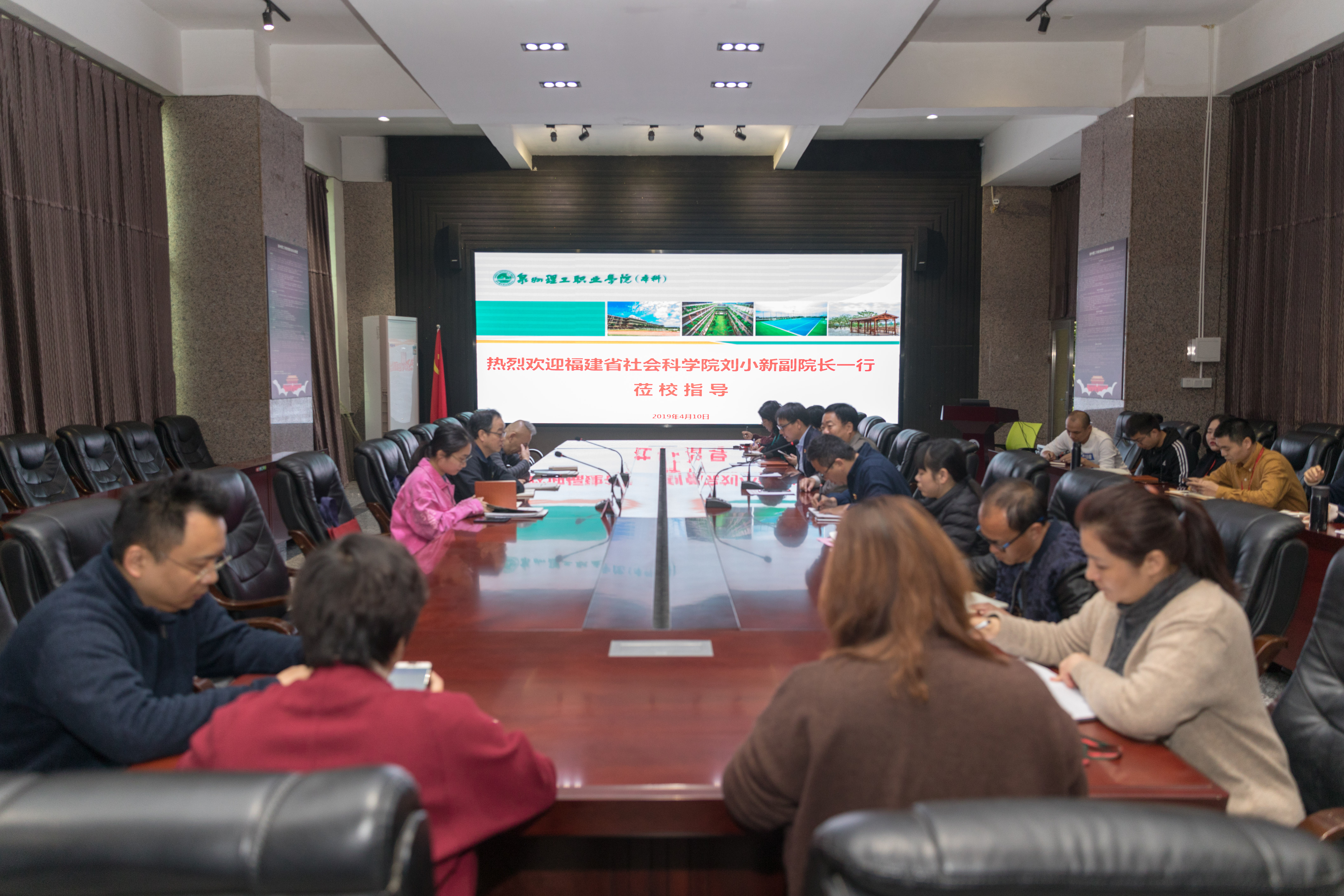 DHY_7418.jpg DHY_7418.jpg